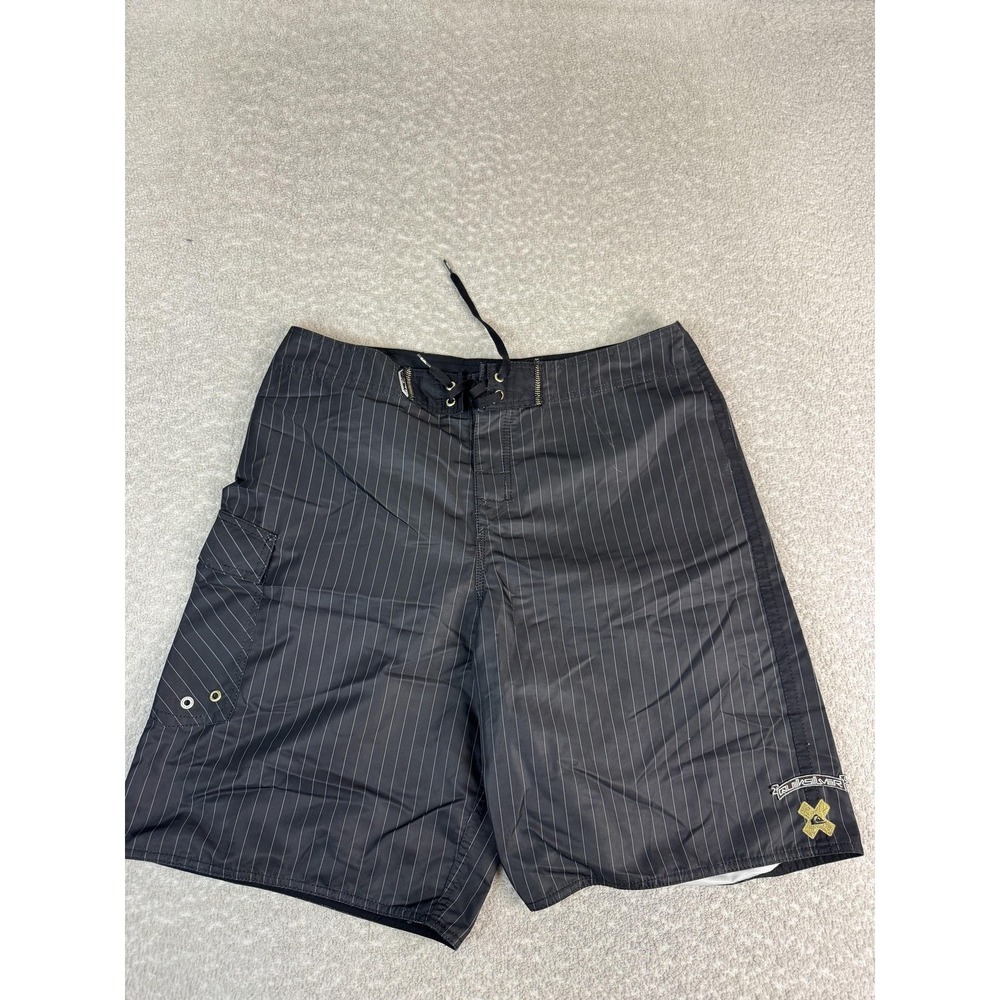 Quiksilver Board Shorts Mens 36 Black Pinstripe Games Swim Trunks Surf 10" Seam